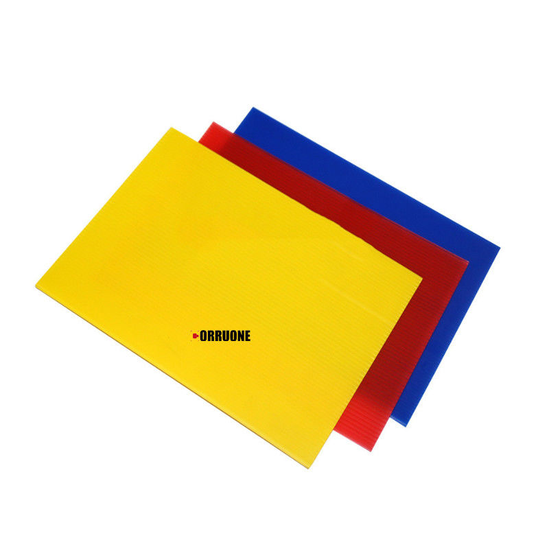PP 4x8 4mm 5mm Correx Fluted πίνακας Correx πινάκων λευκός που προσαρμόζεται
