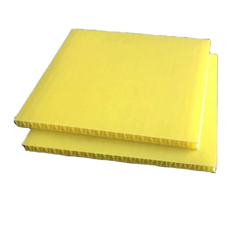 Φλόγα Sunproof - ζαρωμένα φύλλα 4x8 φύλλων A4 Coroplast καθυστερούντω HDPE